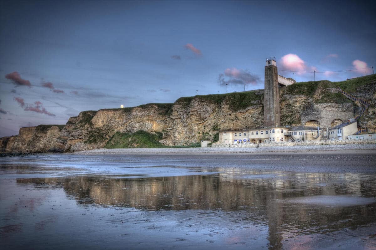Last minute availability on the beach